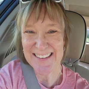 Meet your Posher, Melyssa